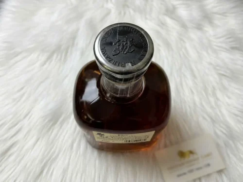 Karuizawa 100% Malt Whisky 8yo 7 Karuizawa 100% Malt Whisky 8yo (3)