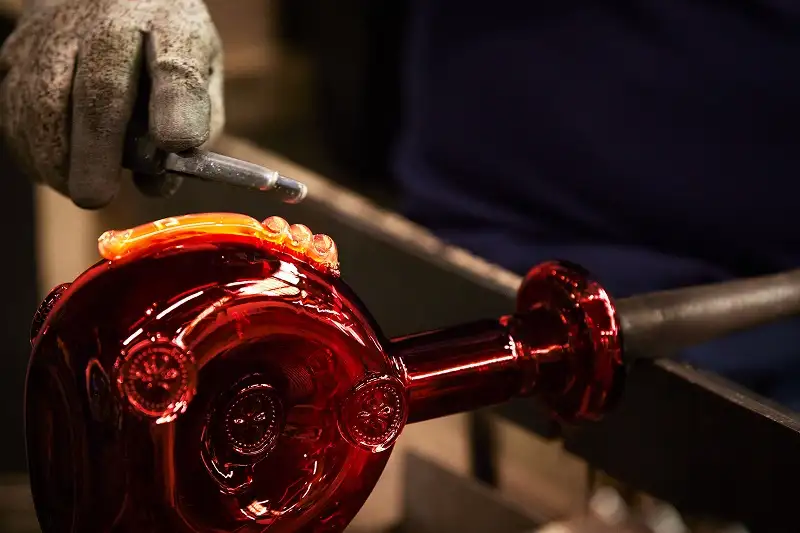 Remy Martin Louis XIII Cognac Ultra Rare Red 22 Rượu Remy Martin Louis XIII Cognac Ultra Rare Red (3)