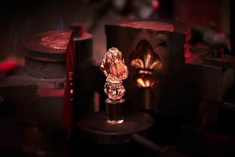 Remy Martin Louis XIII Cognac Ultra Rare Red 24 Rượu Remy Martin Louis XIII Cognac Ultra Rare Red (5)