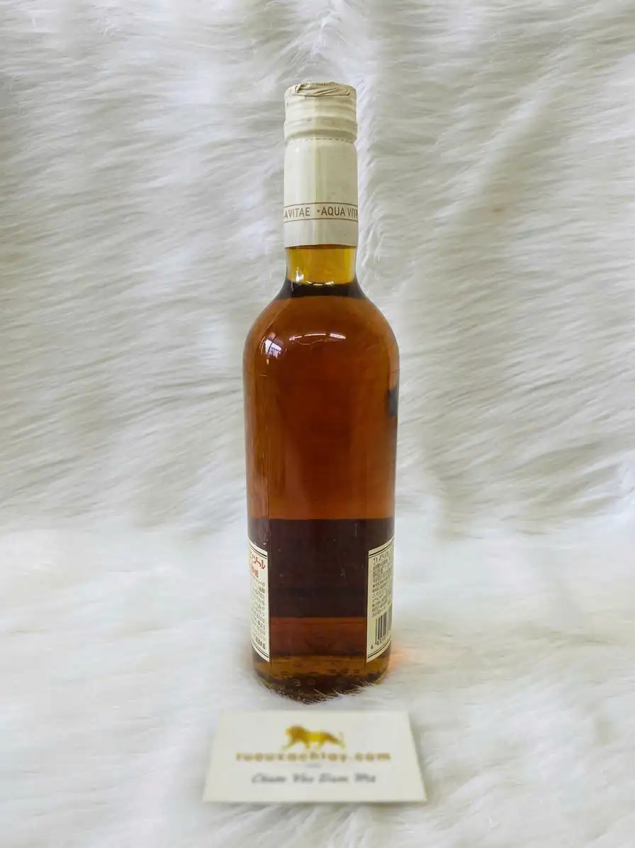 Suntory Aqua Vitae Pure Malt Whisky 2 Suntory Aqua Vitae Pure Malt Whisky 1