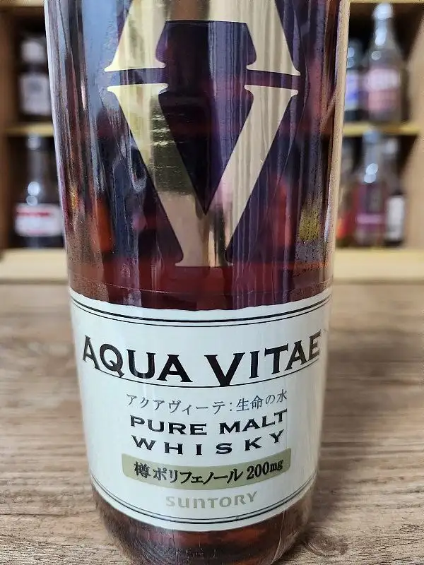 Suntory Aqua Vitae Pure Malt Whisky 12 Suntory Aqua Vitae Pure Malt Whisky