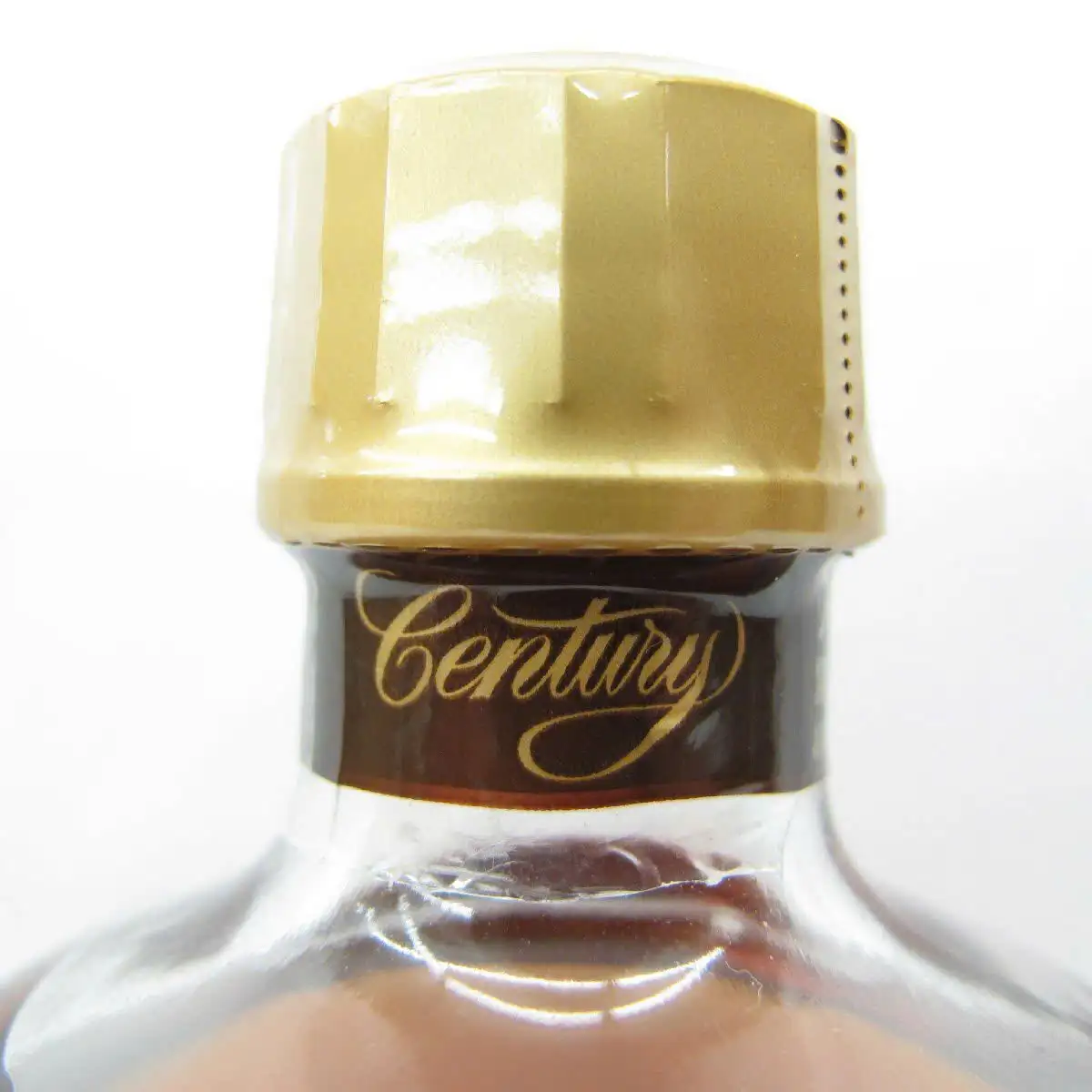 Suntory Pure Malt 21 Year Old Century 2001 Whisky 4 Suntory Pure Malt 21 Year Old Century 2001 Whisky (1)