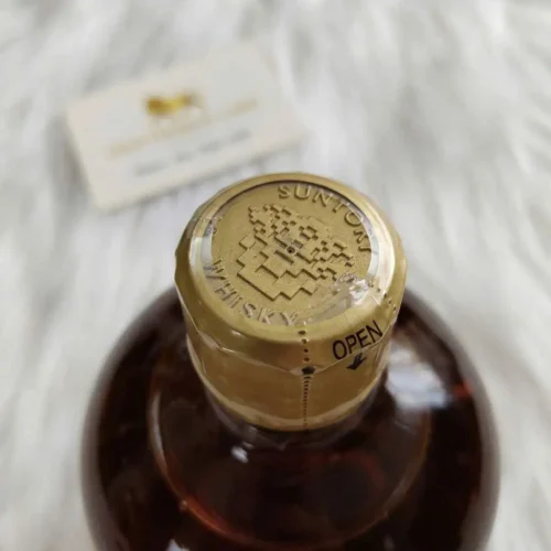 Suntory Pure Malt 21 Year Old Century 2001 Whisky 6 Suntory Pure Malt 21 Year Old Century 2001 Whisky (2)