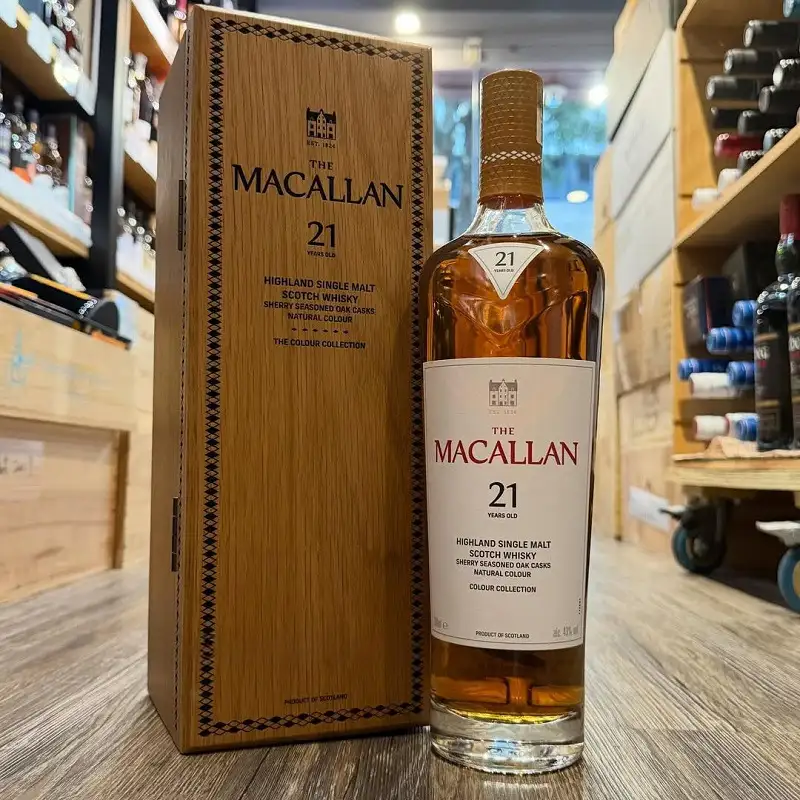 Macallan 21 YO Sherry Seasoned Oak Casks - Colour Collection 8 The Macallan Colour Collection 21 Years-Region Highland-Speyside