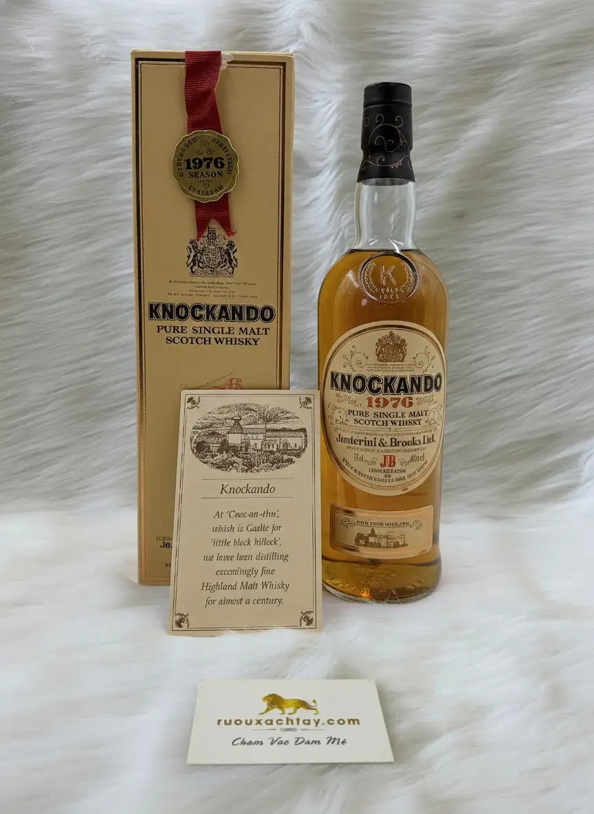 1976 Knockando Pure Single Malt Scotch Whisky 1 1976 Knockando Pure Single Malt Scotch Whisky