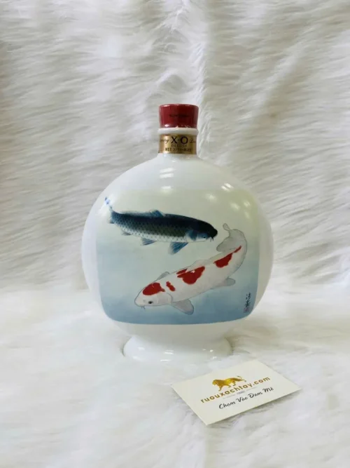 Findlater's Rroyal Prestige Rare Old Scotch Whisky - Red Decanter 74 Suntory Brandy XO Deluxe Flask Decanter - Gift For Prime Minister Fumio Kishida (1)