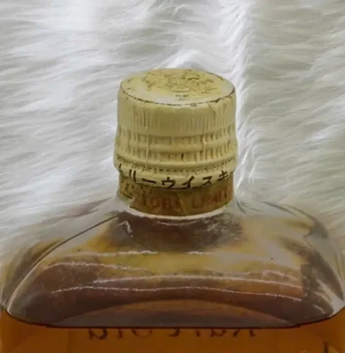 Suntory Rare Old Private Stock - Specially Blended By Keizo Saji (2)