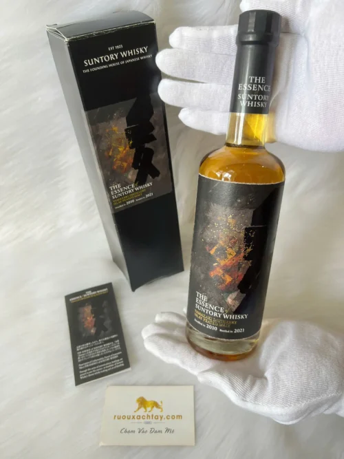 Cửa Hàng Rượu Chivas, 12 Chivas 18, Chivas 21 Xách Tay Uy Tín Tại TP.HCM 38 The Essence of Suntory Whisky Yamazaki Distillery GOLDEN PROMISE Islay Peated Whisky 2021 Release (500ml) (1)