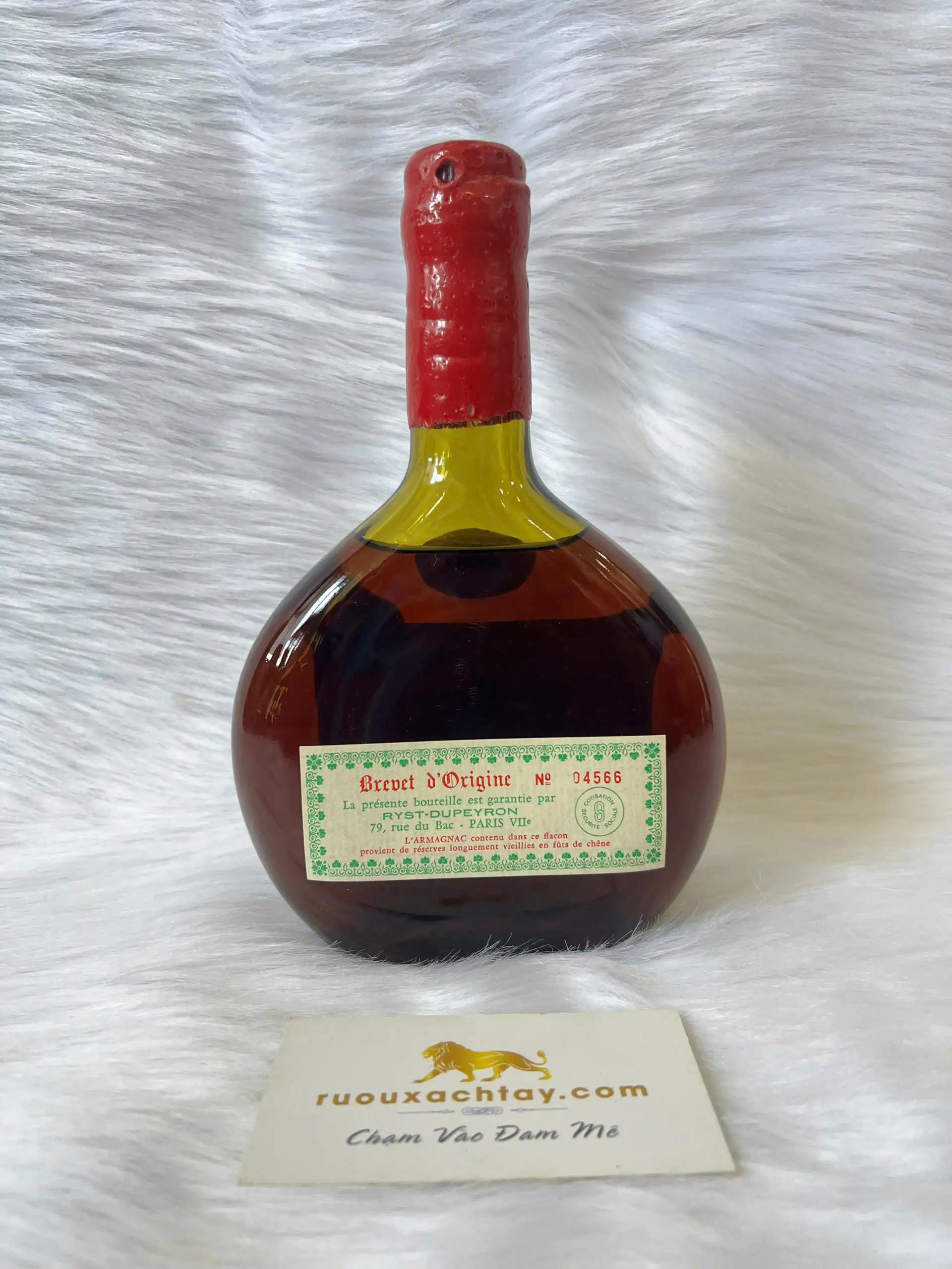 1960 Armagnac du Collectionneur - Ryst Dupeyron 3 1960 Armagnac du Collectionneur - Ryst Dupeyron (2)