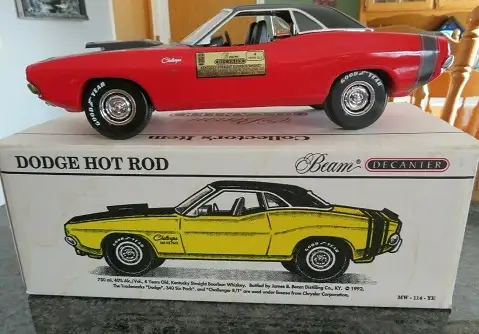Jim Beam Limited Edition Bottle - 1956 SR-2 Corvette 8 1970-RED-Dodge-Hot-Rod-circa-1992-only-110-made