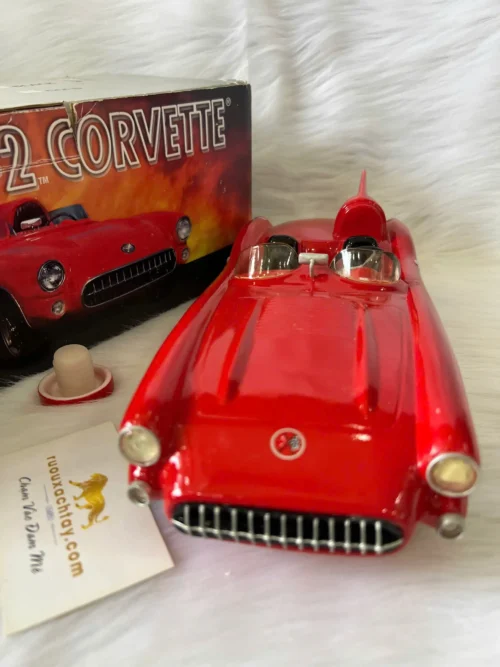 Jim Beam Limited Edition Bottle - 1956 SR-2 Corvette (2)