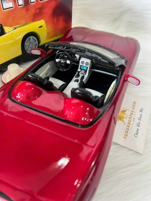 Jim Beam Limited Edition Bottle - 2008 Corvette C6 (4)