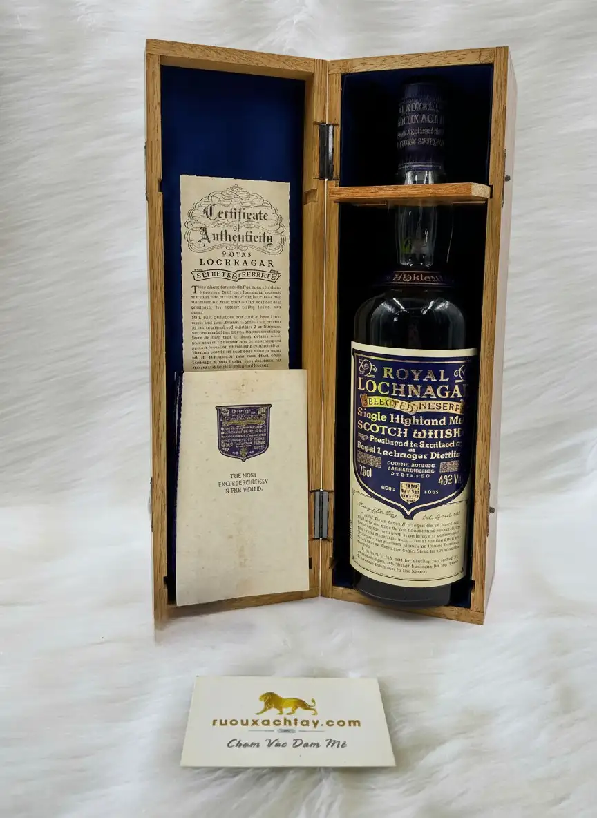 Royal Lochnagar Selected Reserve - Single Highland Malt Scotch Whisky 1 Royal Lochnagar Selected Reserve - Single Highland Malt Scotch Whisky