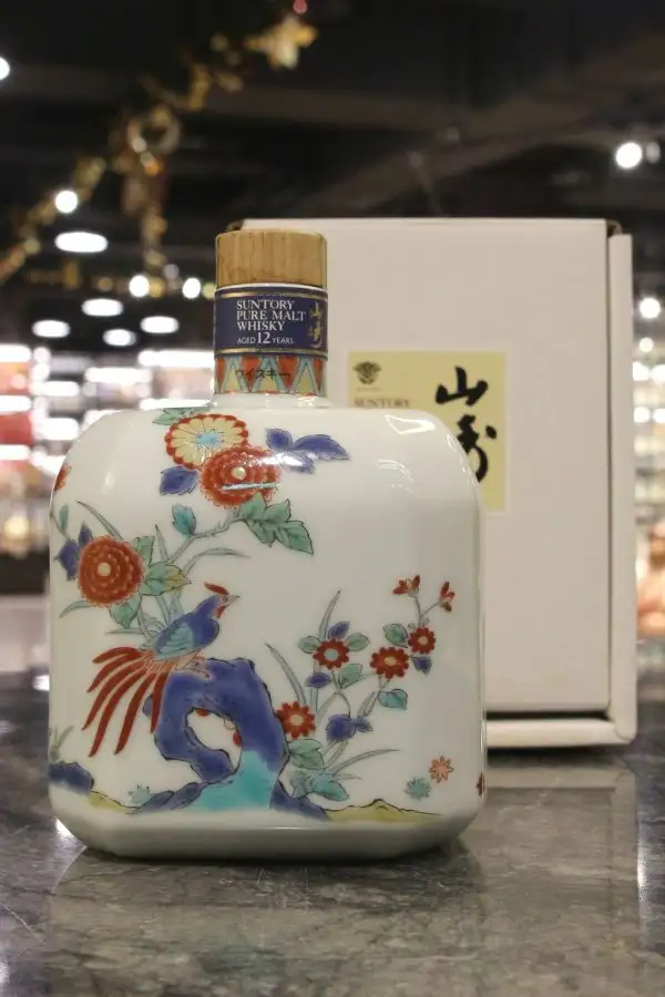 Single Malt Whisky Yamazaki 12 Year Old - Arita Ceramic Bottle 4 Suntory Yamazaki 12yo Arita Ceramic Decanter (4)