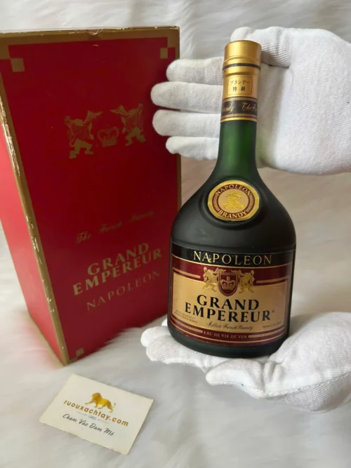 Rượu Mao Đài Phi Thiên Xách Tay 43% 500ml - 2008 107 Grand Empereur Napoleon Brandy (1)