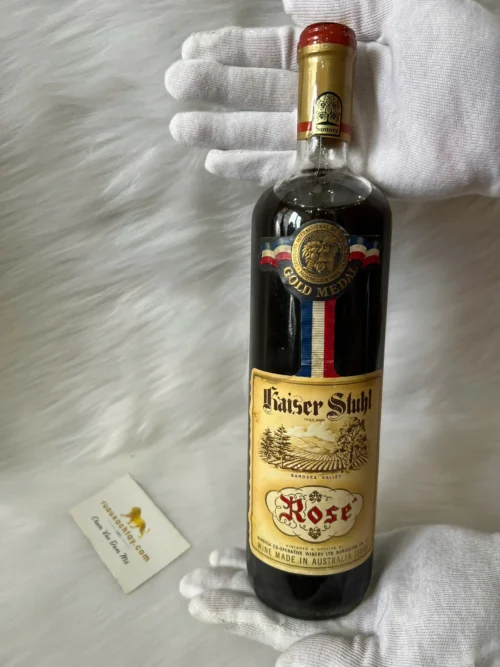 Cửa Hàng Rượu Chivas, 12 Chivas 18, Chivas 21 Xách Tay Uy Tín Tại TP.HCM 30 Kaiser Stuhl Rose 1966 (1)