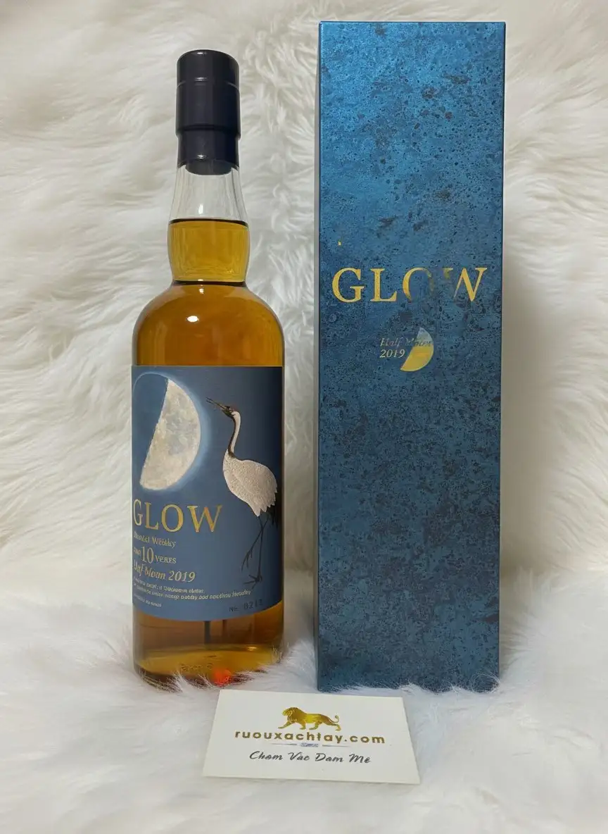 Wakatsuru Whisky Moon Glow Half Moon 2019 1 Wakatsuru Whisky Moon Glow Half Moon 2019